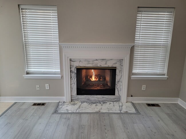 Building Photo - 512 Pimlico Way