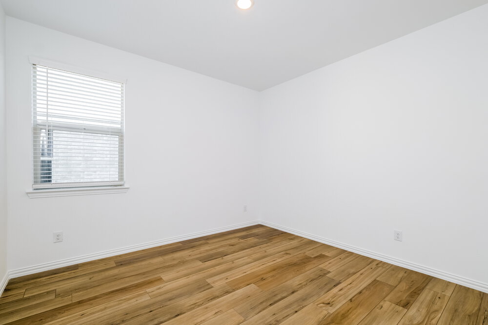 Building Photo - 1114 Daffodil St