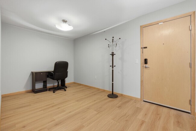 Building Photo - 8206 Starr Grass Dr