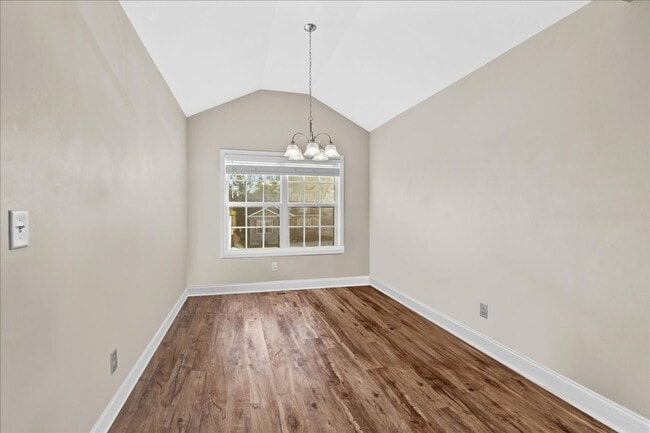 Building Photo - Pristine 3 Bed 2 Bath Home in Dalton