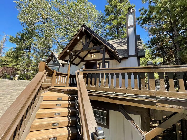 Building Photo - 1039 N Grass Valley Rd