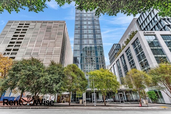 Building Photo - 631 Folsom St