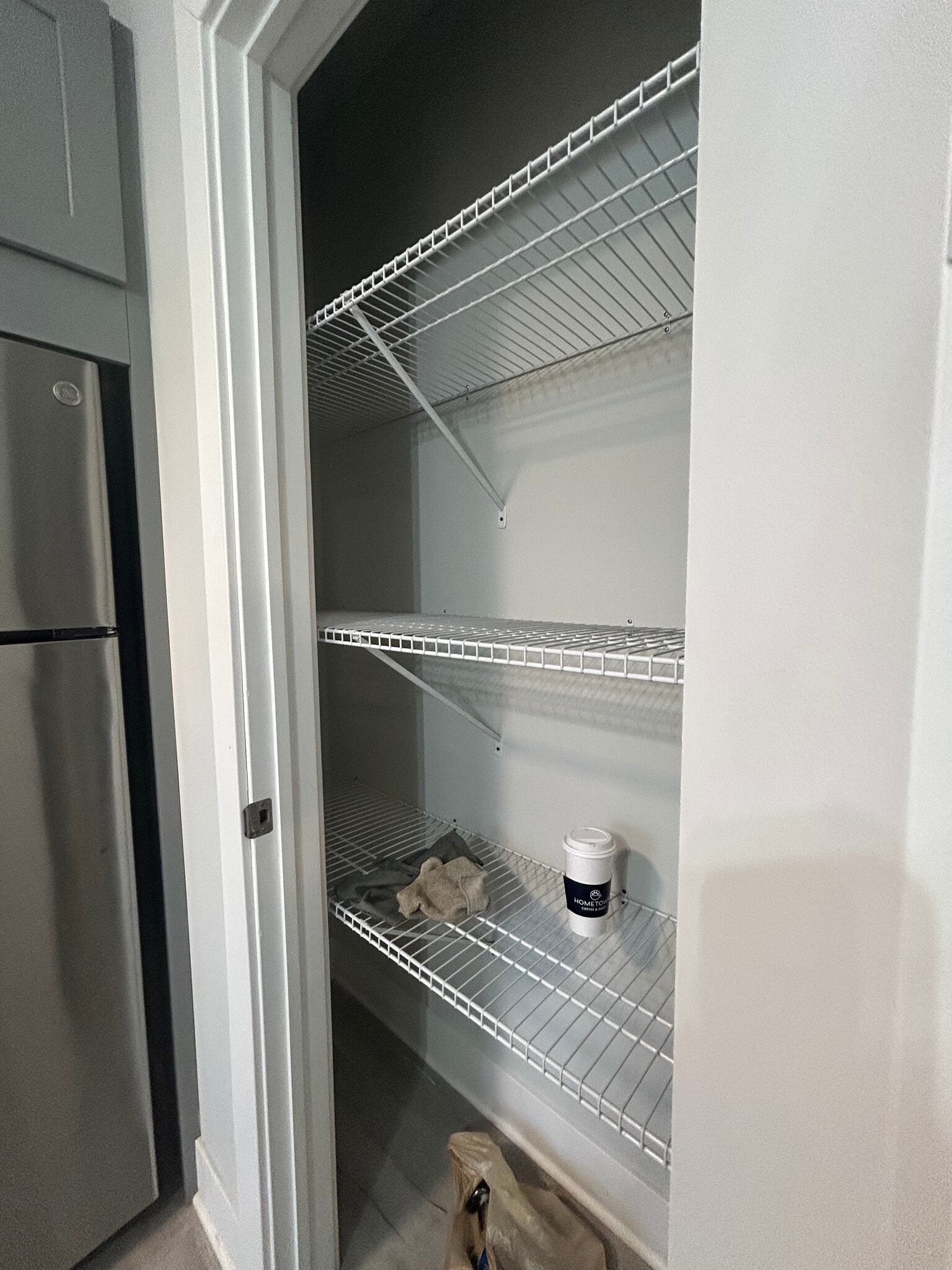 Building Photo - 372 Hazel Ave