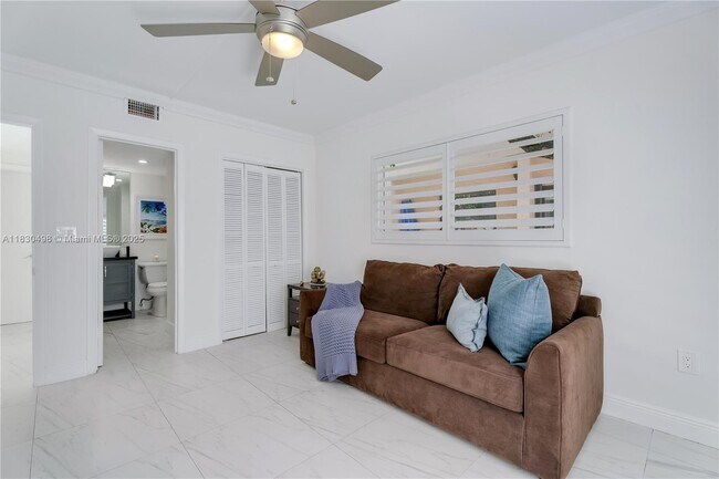 Building Photo - 4830 San Amaro Dr