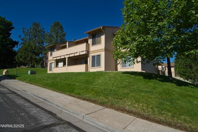 Building Photo - 3949 Clear Acre Ln