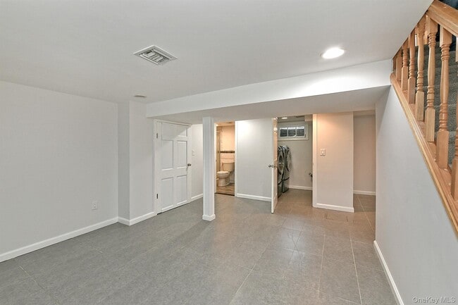 Building Photo - 2328 Westley Rd