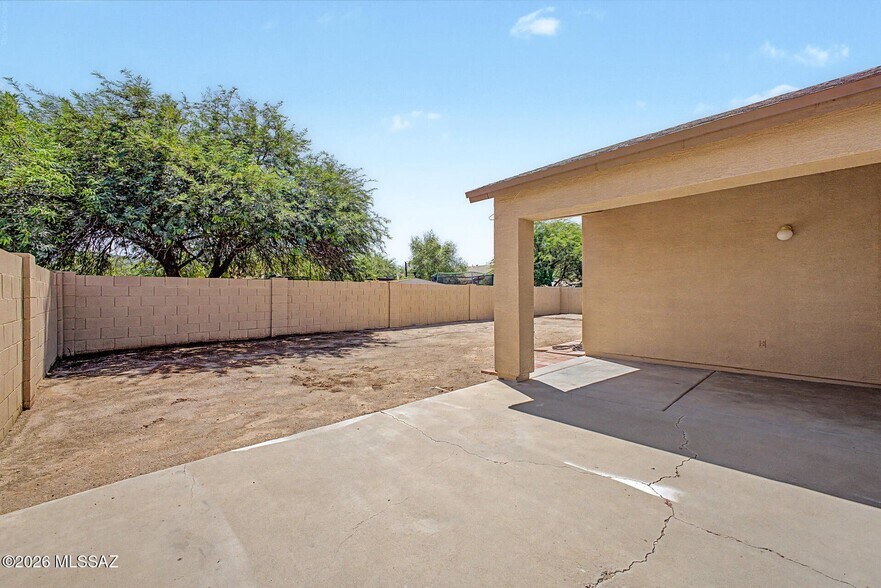 Building Photo - 3735 W Fitzwater Ct