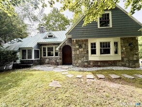 Building Photo - 625 Maple Ave