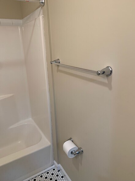 Building Photo - 3746 Chamberlain Ct