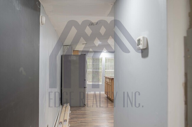 Building Photo - 2684 Bellinger Hill Rd