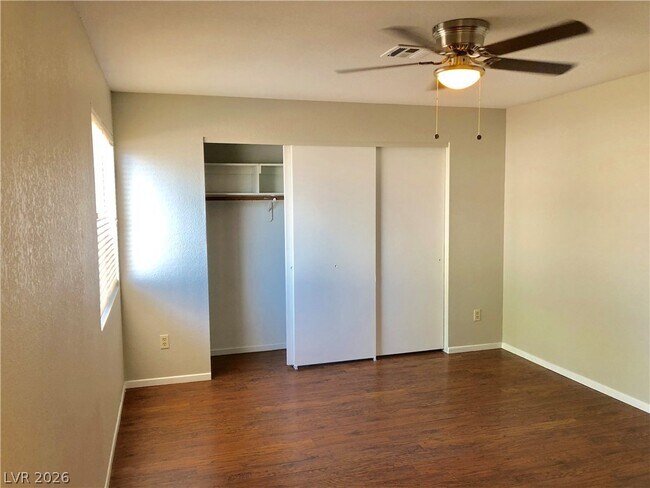 Building Photo - 6863 Tamarus St