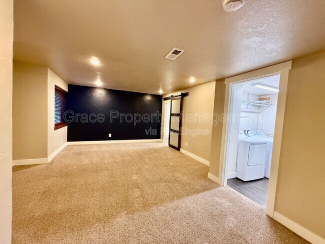 Building Photo - 15800 E 121st Ave