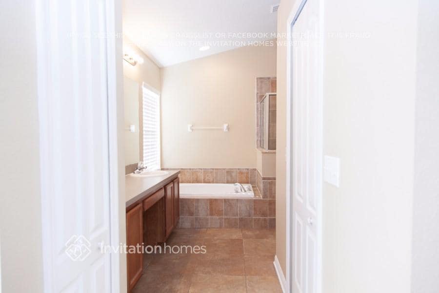 Building Photo - 11477 Weston Course Loop