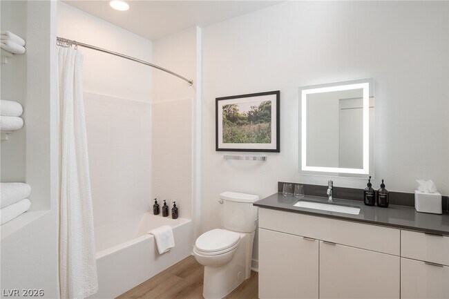 Building Photo - 11055 S Las Vegas Blvd