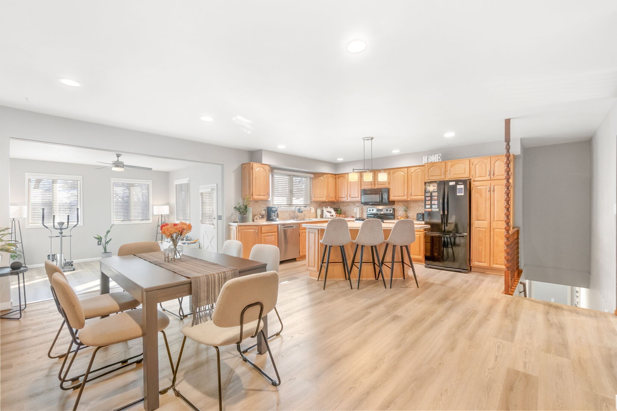 Dining Room/Kitchen - 318 Highland Dr
