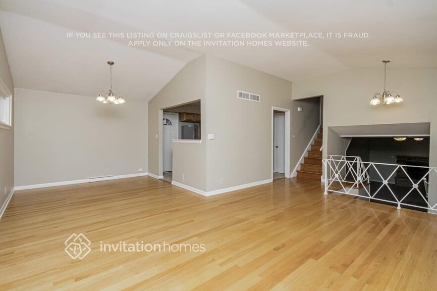 Building Photo - 3643 Greenwood St