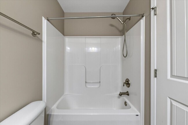 Building Photo - 343 Sam Houston Cir