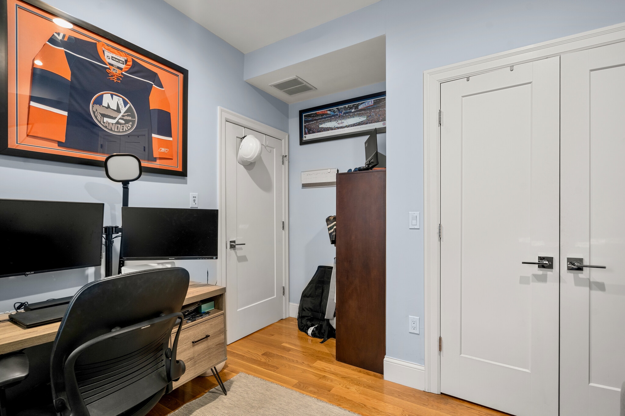 Building Photo - 275 Old Colony Ave