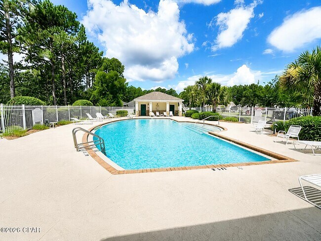 Building Photo - 3213 Azalea Cir