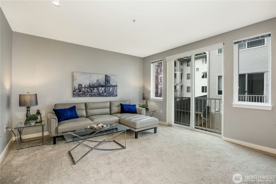 Building Photo - 13301 SE 79th Pl