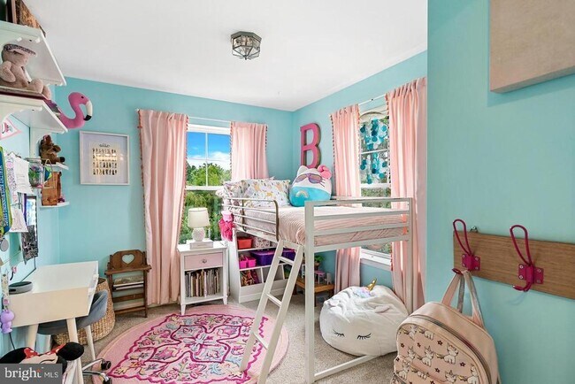 Building Photo - 26 High St