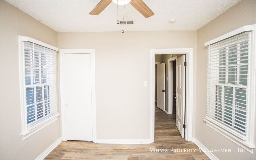 Building Photo - 2404 27th St