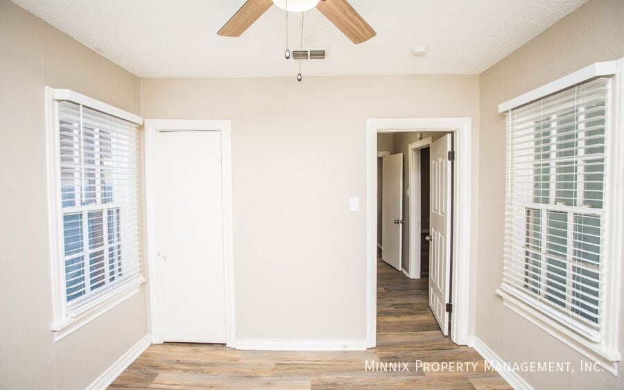 Building Photo - 2404 27th St