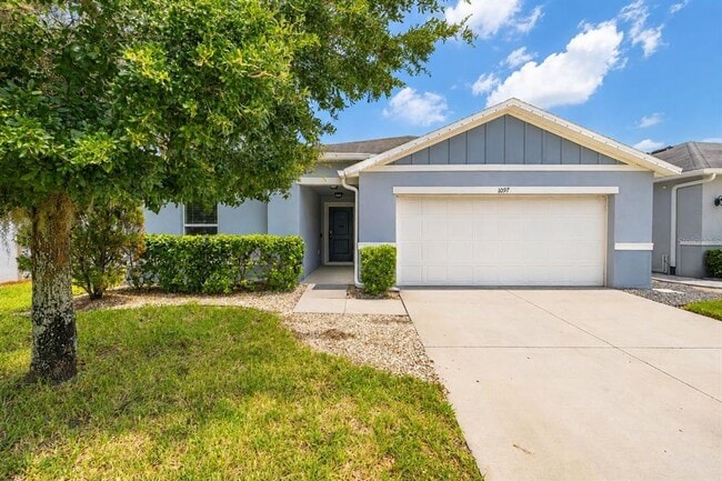 Building Photo - 1097 Augustus Dr