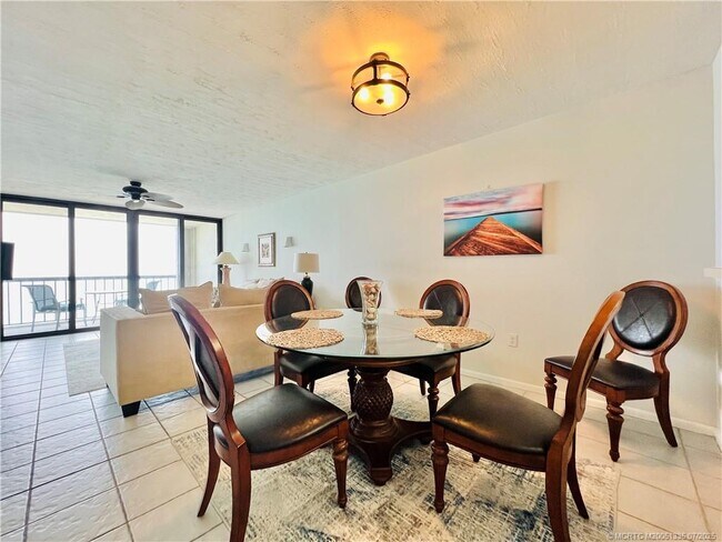 Building Photo - 10680 S Ocean Dr