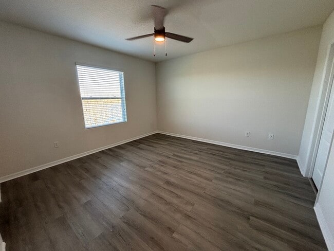 Building Photo - 396 Arbor Lakes Dr