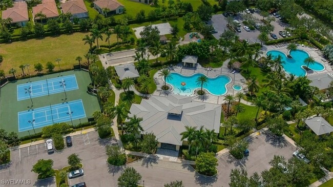 Building Photo - 2350 Heydon Cir E