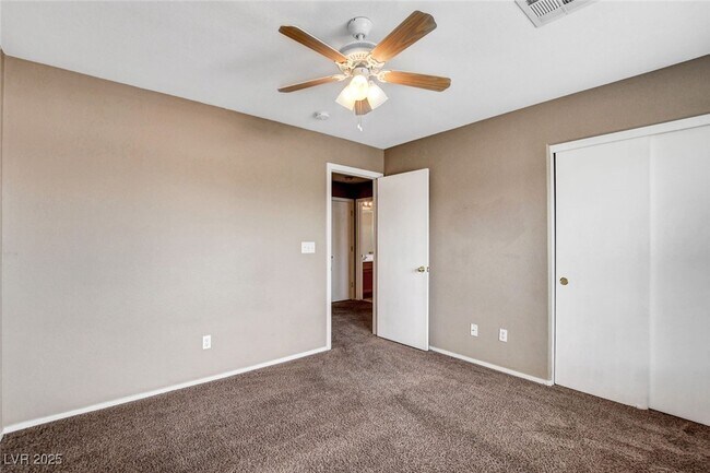 Building Photo - 8792 Parsons Ridge Ave