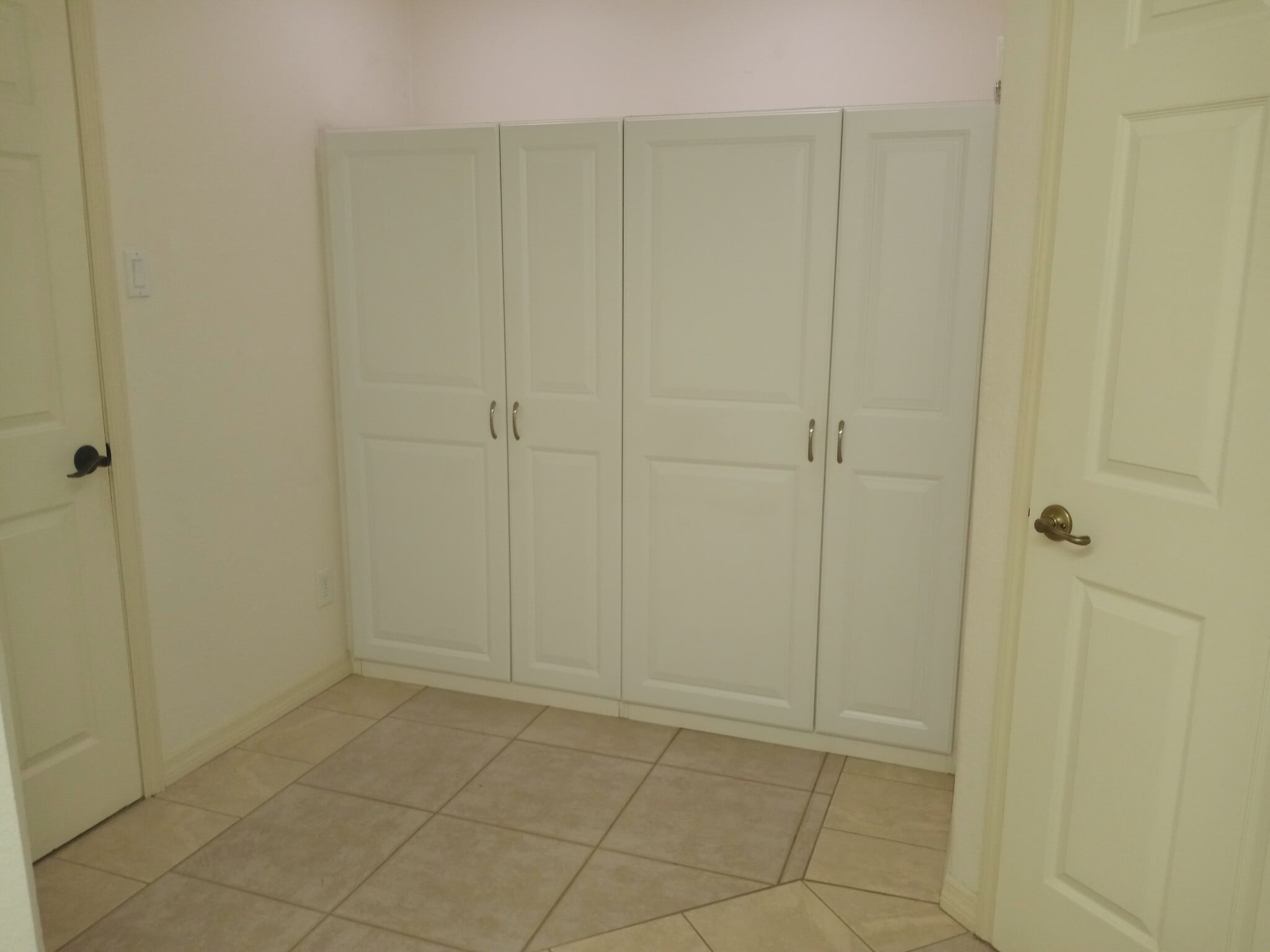 Building Photo - 5069 Flagstone Dr