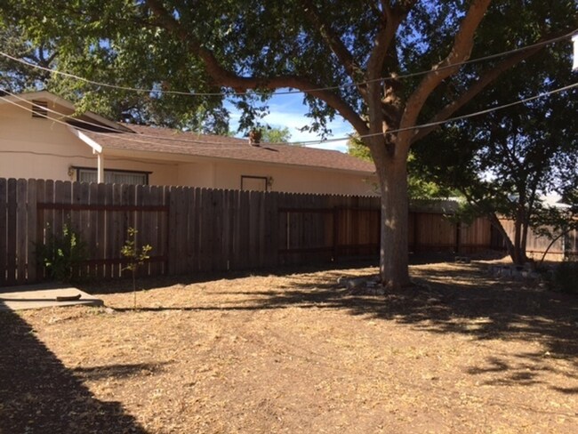Building Photo - 7139 Baranga Dr