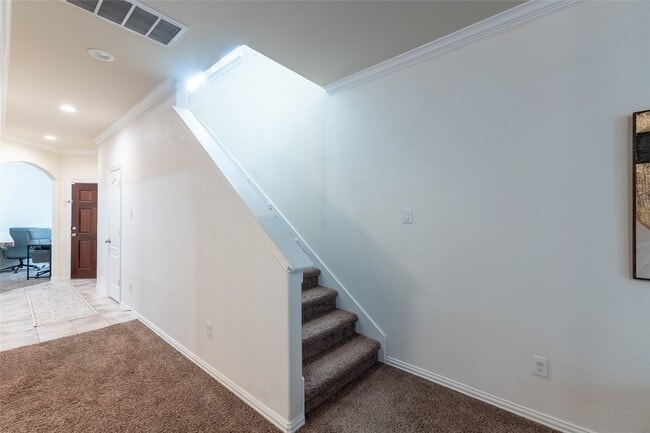 Building Photo - 11413 Hackmatack Way