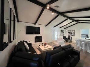 Building Photo - 4422 Meredith Woods St