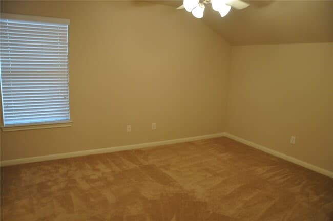 Building Photo - 2170 Brittany Colony Dr