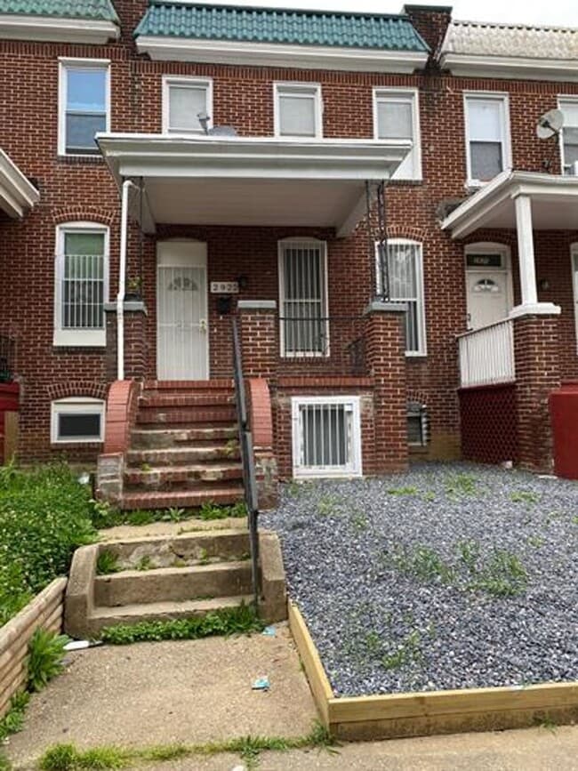 Building Photo - 2922 Grantley Ave