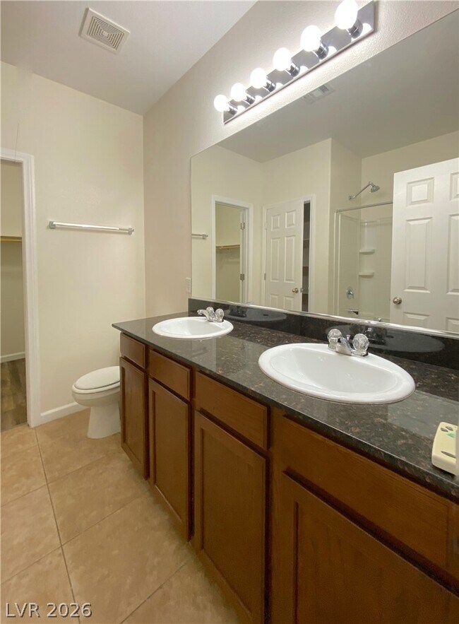 Building Photo - 1000 Aspen Cliff Dr