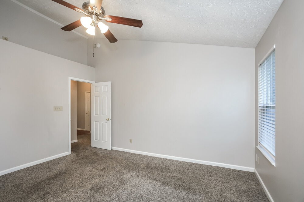 Building Photo - 5882 Glen Haven Blvd