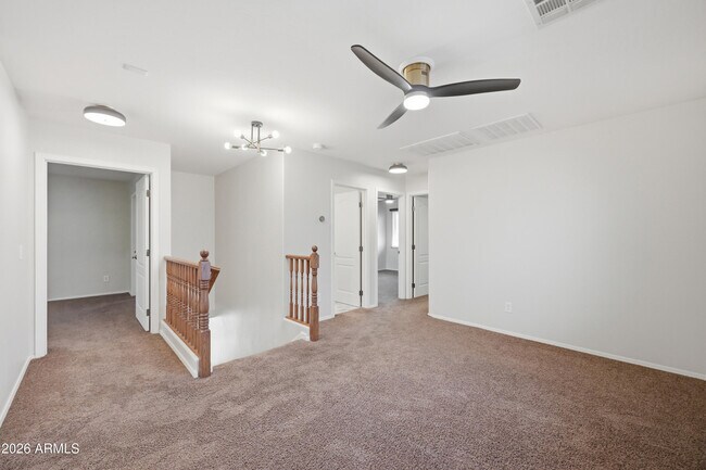 Building Photo - 2250 E Wayland Dr