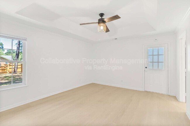 Building Photo - 200 Hermitage Dr