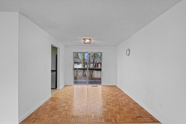 Building Photo - 3bd/1.75ba Mountlake Terrace Home