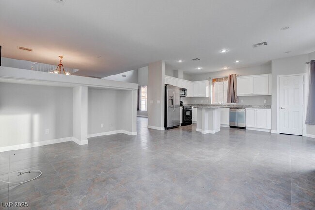 Building Photo - 3637 Pinnate Dr