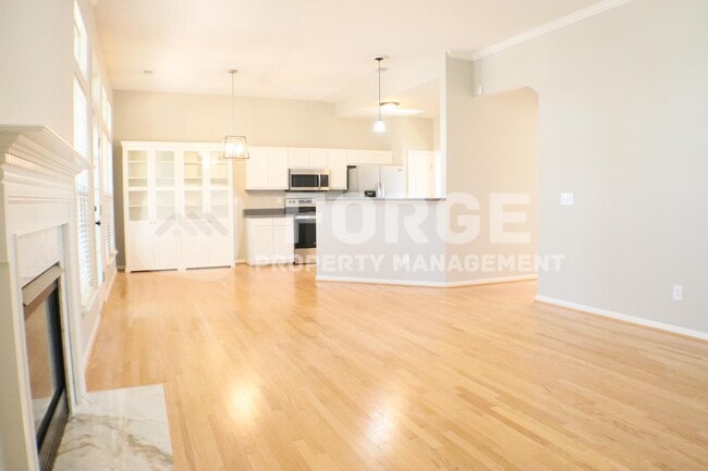 Building Photo - 819 Laurel Meadows Pkwy