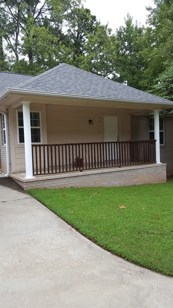 Building Photo - 4911-4911 N M St