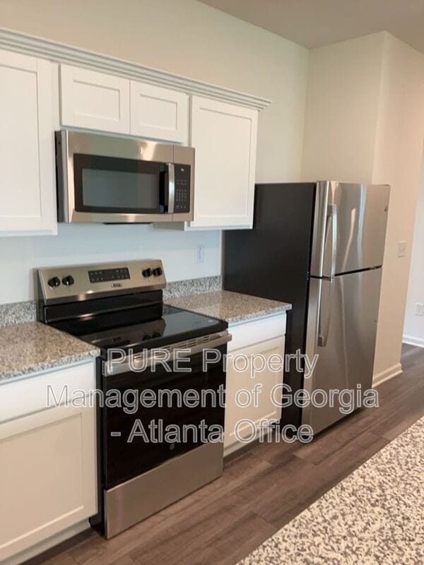 Building Photo - 25 Crescent Blvd