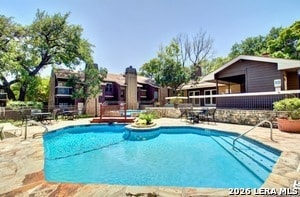 Building Photo - 8633 Datapoint Dr