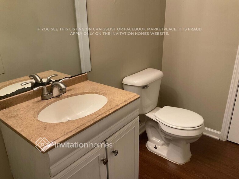 Building Photo - 3597 Chinaberry Ln