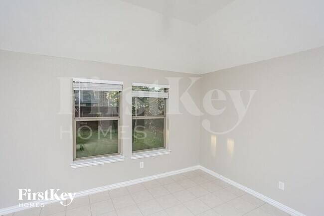 Building Photo - 205 Ghost Rider Rd